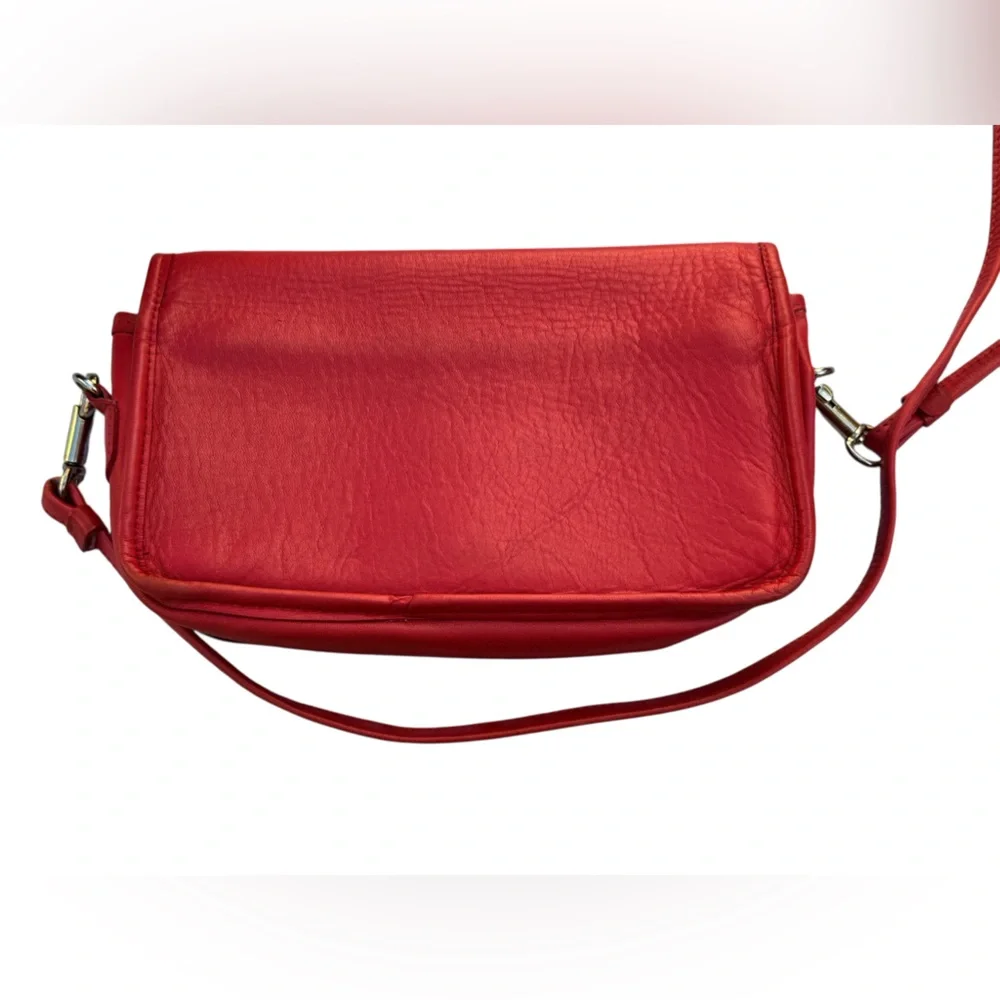 Carriage court Red Leather cross body - Picture 7 of 7